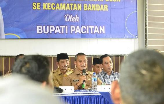 Sarasehan Bupati Pacitan dengan  Aparatur Pemerintahan Desa se-Kecamatan Bandar