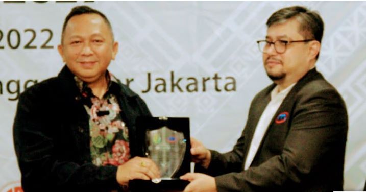 Pelantikan Pengurus, Jaksa Agung RI Terima Plakat Khusus Dari IMO-Indonesia