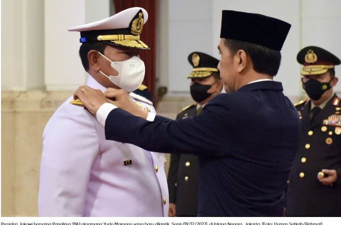 Presiden RI Joko Widodo Melantik dan  Sumpah Jabatan Laksamana Yudo Margono Panglima TNI