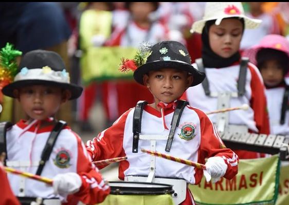 Parade Drumband , Meriahkan  Hari Jadi ke-278 Kabupaten Pacitan,