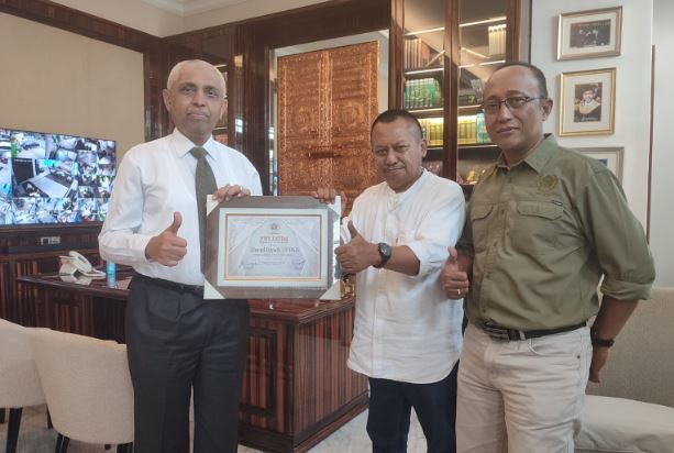 Peduli Kehidupan Pers, A. Riyadh Diganjar PWI Jatim Award 2023