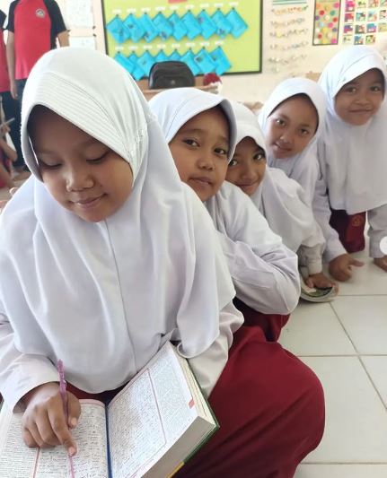 Rangkaian Kegiatan Rutin Tim KM 5 di SD Negeri 4 Kemuning, Minggu ke-13 Kampus Mengajar
