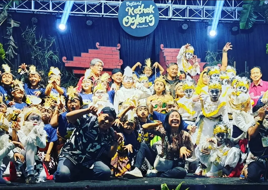 Bupati Pacitan Hadiri Festival Kethek Ogleng Pacitan Tingkat  SD/MI se-Kabupaten Pacitan