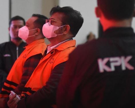 KPK Resmi Tahan Syahrul Yasin Limpo dan Muhammad Hatta
