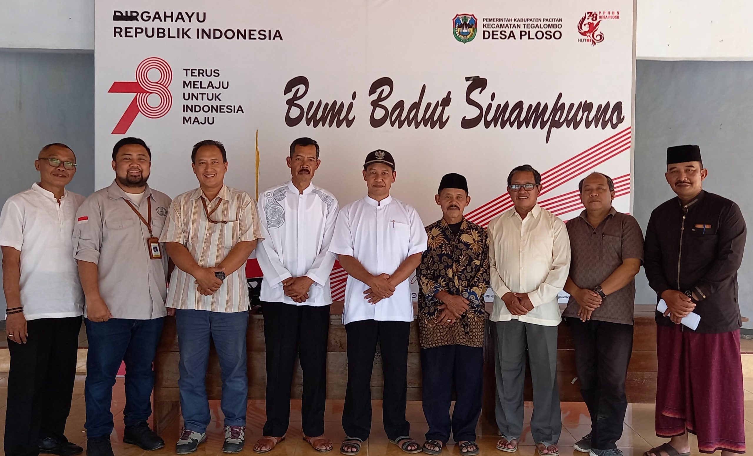 Tim Pusdatin Kemendikbudristek Laksanakan Verifikasi Validasi Badut Sinampurno, Ploso, Pacitan