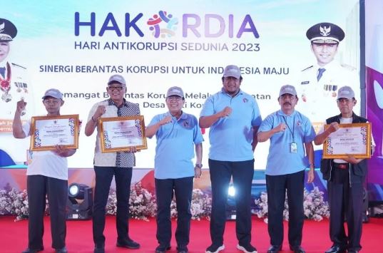 Desa Cangkring dan Desa Sedayu Raih Prestasi Gemilang sebagai Desa Terbaik Anti Korupsi Jawa Timur