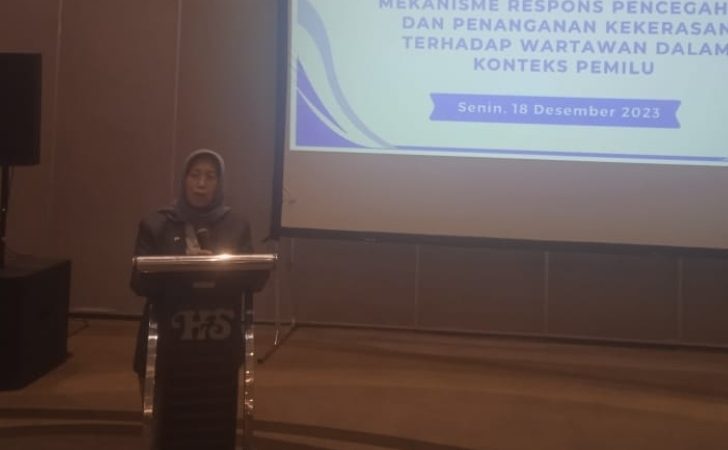 Dewan Pers Gelar Dialog, Ninik Rahayu;  Informasi Medsos Bukan Berita