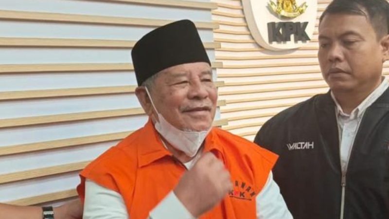Pasca Ditetapkan Tersangka Korupsi; Abdul Gani Minta Maaf kepada Masyarakat Maluku Utara