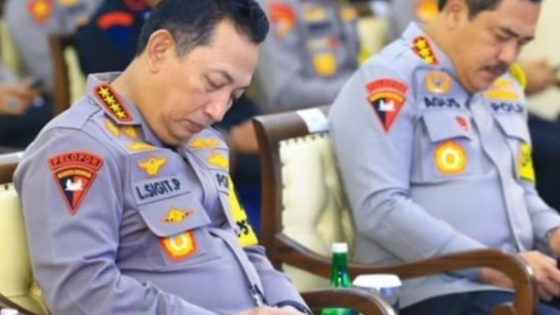 Momen Kapolri Sibuk Mencatat Saat Terima Masukan Hingga Kritik Pedas,4 Rilis Akhir Tahun Polri 2023