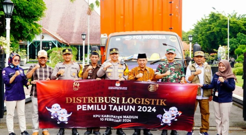 Pj.Bupati Madiun Pimpin Pelepasan Distribusi Logistik Pemilu Ke Tiap Kecamatan