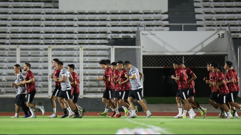 Timnas Latihan Perdana Jelang Hadapi Vietnam Lanjutan  Kualifikasi Piala Dunia 2026