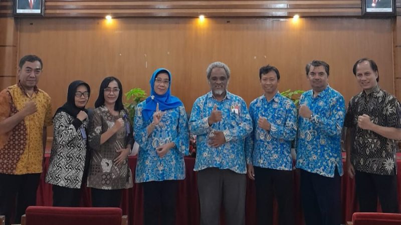 Jagongan Pro4 RRI Surakarta Bersama  Fakultas Ilmu Budaya UNS “Merajut Kedamaian Pasca Pemilu 2024”