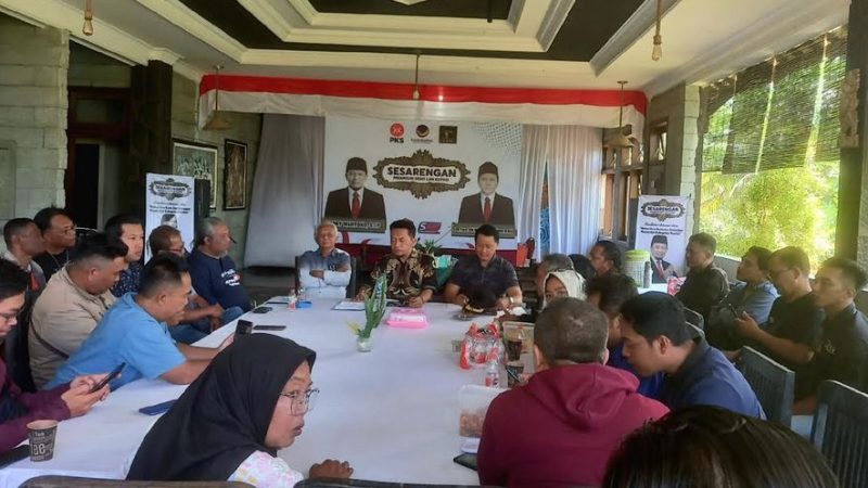 Ronny Wahyono dan Wahyu Saptono Hadi Ajak Awak Media Diskusi Rencana Masa Depan Pacitan