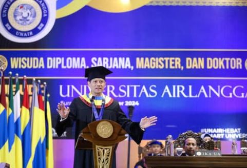 Agus Harimurti Yudhoyono Dedikasikan Wisuda Doktor untuk Almarhumah Ani Yudhoyono