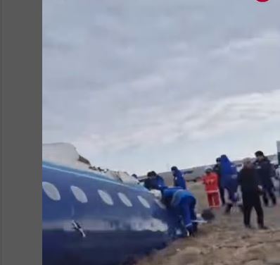 Video Penumpang Selamat Kecelakaan Pesawat Azerbaijan Airlines Jadi Viral