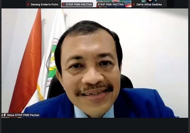 Seminar Nasional STKIP PGRI Pacitan 2024: Sinergi Teknologi untuk Pendidikan Berkelanjutan