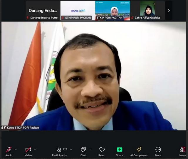 Seminar Nasional STKIP PGRI Pacitan 2024: Sinergi Teknologi untuk Pendidikan Berkelanjutan