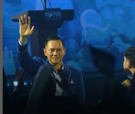 Prabowo Tunjuk AHY Bangun Tanggul Raksasa di Pantai Utara Jawa