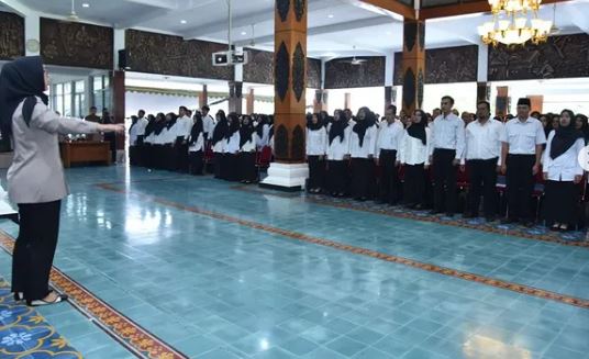 Sebanyak 364 ASN Formasi 2024 Terima SK Pengangkatan Tahap I dari Pemkab Pacitan