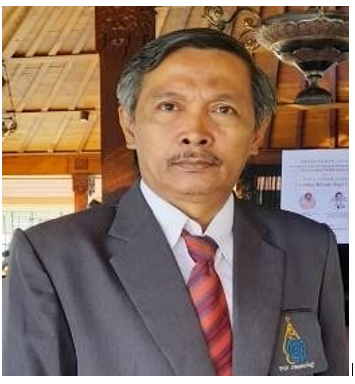 Model Jejaring Sosial:  Strategi Membangun Lingkungan Literasi Sastra