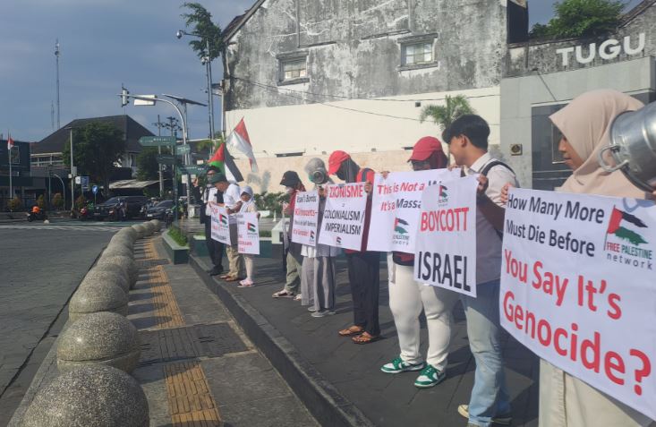 Aksi Damai “Egypt, Open the Rafah Gate Now!” di Yogyakarta Serukan Tindakan Nyata atas Krisis Kemanusiaan di Gaza