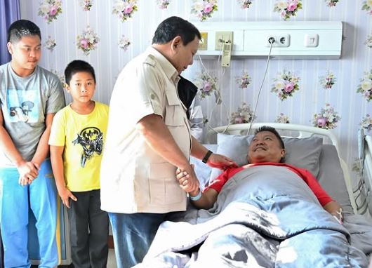 Presiden Jenguk Korban Demonstrasi Anarkistis, Tegaskan Komitmen Berantas Korupsi dan Lindungi Aspirasi Rakyat