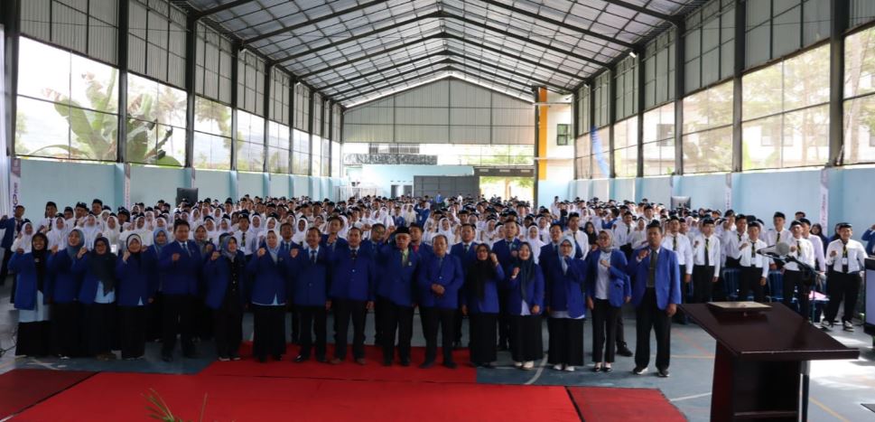 Pembukaan PKKMB 2025: STKIP PGRI Pacitan Teguhkan Komitmen Cetak Generasi Unggul