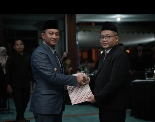 Bupati Pacitan Lantik Deni Cahyantoro sebagai Kepala Badan Keuangan Daerah