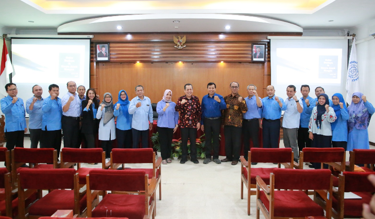 KAFIB UNS Paparkan Agenda Reuni Akbar Alumni FIB dalam Rangka Dies Natalis ke-50 UNS