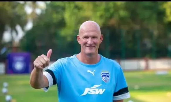 PSSI Boyong Simon Grayson, Nuansa Liga Inggris Mulai Warnai Persiapan Timnas Indonesia