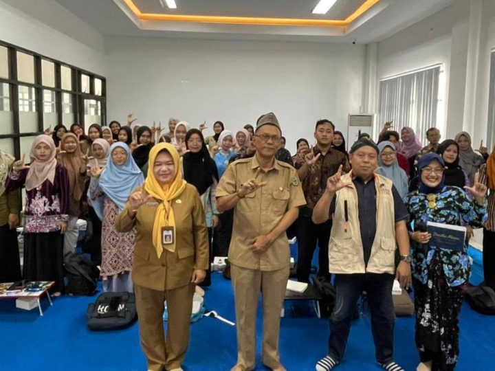 Bimtek Kepenulisan Berbasis Budaya Lokal Dorong Penguatan Literasi di Pacitan