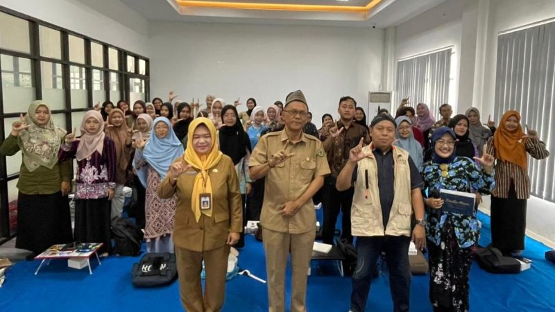 Bimtek Kepenulisan Berbasis Budaya Lokal Dorong Penguatan Literasi di Pacitan
