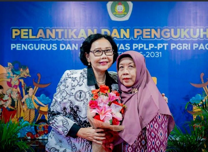 Kartini dan Pendidikan, Simbol Apresiasi Perempuan dalam Pelantikan PPLP-PT PGRI Pacitan