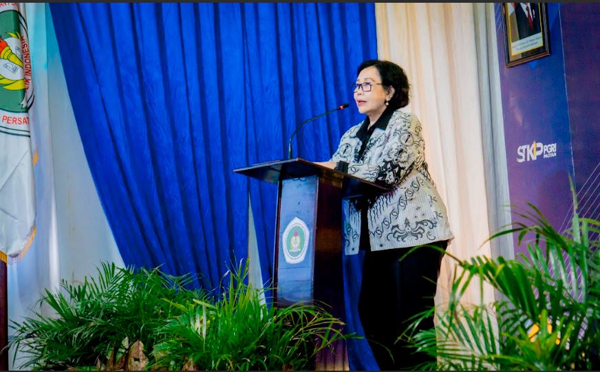 Prof. Dr. Unifah Rosyidi Dorong STKIP PGRI Pacitan Segera Bertransformasi Menjadi Universitas