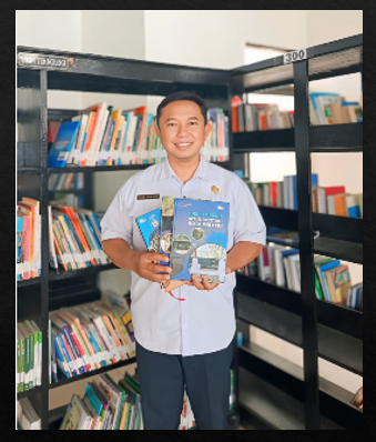 Lampung Barat Terima Ensklopedia Situs Pacitan Kota Misteri, Perkuat Gerakan Literasi Nasional