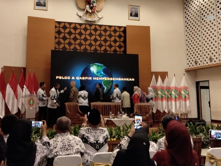 PB PGRI Gelar Seminar Nasional, Prof. Unifah Rosyidi Dorong Kampus PGRI Jadi Pilar Indonesia Emas 2045