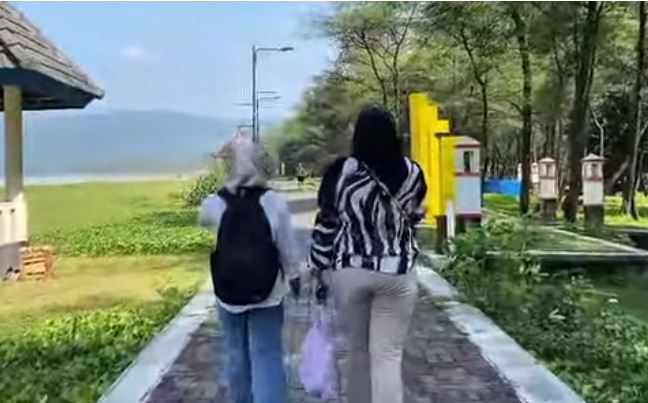 Cara Bijaksana Kendalikan Sampah Plastik di Pantai