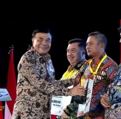 Pacitan Raih Penghargaan Nasional Berkat Keberhasilan Menekan Angka Pengangguran