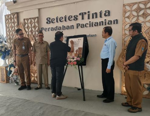 Luncurkan Setetes Tinta Peradaban Pacitanian, Dinas Perpustakaan Pacitan Perkuat Literasi Sejarah dan Budaya Lokal