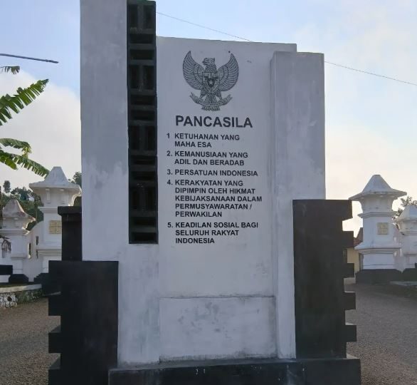 Tugu Pancasila Punung: Jejak Ideologi Negara di Jantung Kota Punung (Dana Indonesiana 2025)