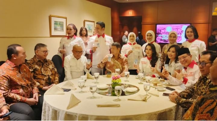 Hashim Djojohadikusumo Lantik Pengurus Srikandi Jaga Desa se-Indonesia, ABPEDNAS dan SMSI Kerja Sama Dukung Program Jaga Desa.