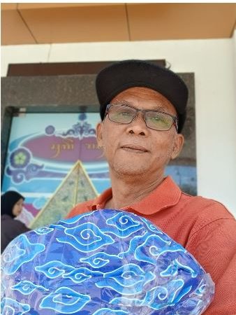 Topi Tuala Lipa dari Ternate, Simbol Persaudaraan dan Jembatan Literasi Peradaban Nusantara